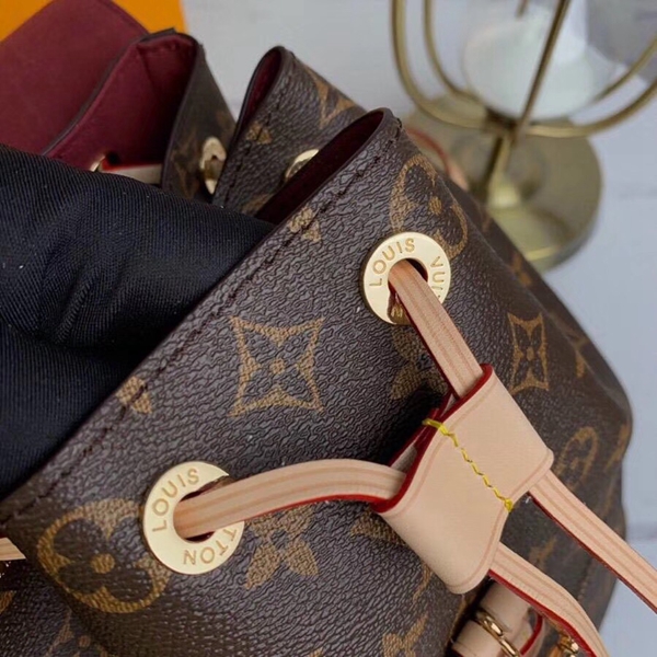 ルイヴィトンバッグ細部ディテール